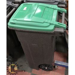 NEW TOTER BIN ON WHEELS WITH LID 120 LITER