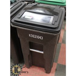 NEW TOTER BIN ON WHEELS WITH LID 120 LITER