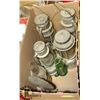 Image 1 : BOX WITH 6 OIL LAMPS