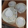 Image 2 : VINTAGE CHINA THUN BOHEMIASERVICE FOR 12 INCLUDES: