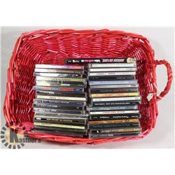 34 CD'S ASSORTED PINK FLOYD/LYNYRD SKYNYRD/ MUSIC