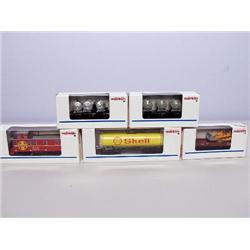 Model Railroad: Marklin 1976 Five Cars