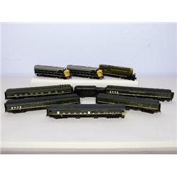 Model Railroad: Nine Items HO Guage