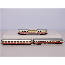 Model Railroad: Marklin Passenger Cars