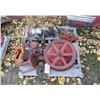 Image 2 : 2 Pallets Hyd Control ,Tractor Parts, & Fenders