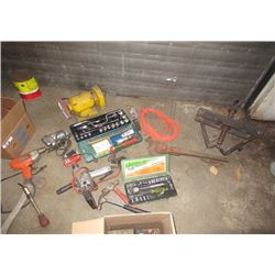 Power Tools, Bench Grinder, Drills, Jig Saw, Socket Sets, Large Puller