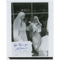 Mother Teresa Signed Photograph