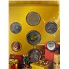 Image 2 : 2006 Royal Canadian Mint Year Set With Colourized Christmas Quarter