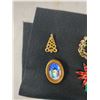 Image 2 : Nice Lot Of 6 Vintage Christmas Brooches