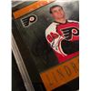 Image 2 : DUAL SIGNED 1996-97 DONRUSS ELITE #NNO LINDROS/LEMIEUX HART TO HART (KSA 8.5 MINT)