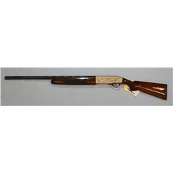 Weatherby DU SA-08, 12 ga. semi-auto,Ltd Ed. 142/300 ventilated ribbed 28" bbl, gold etched barrel,