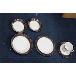 Noritake Legacy Six Pieces