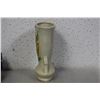 Image 8 : A Shawnee Pottery Vase