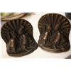 Image 1 : A Pair of Cast Iron Book Ends