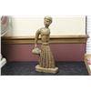 Image 1 : A Wooden Sculpture