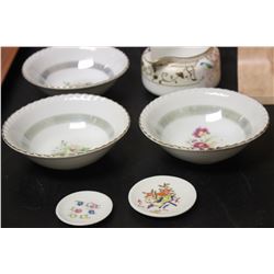 Lot of 6 Japanese Dishes