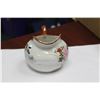 Image 2 : A Kutani Creamer