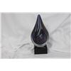 Image 2 : A Teardrop Art Glass
