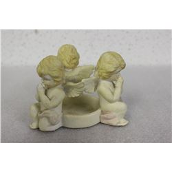 A Ceramic of 3 Articles