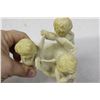 Image 3 : A Ceramic of 3 Articles