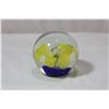 Image 1 : A Paperweight