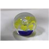 Image 2 : A Paperweight