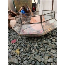 Leaded Glass Atrium & Himalayan Salt Crystal Cat B