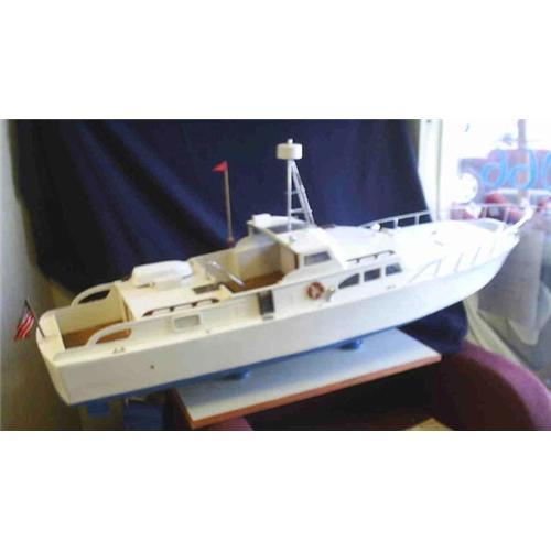 Old Wood 65 Ft Chris Craft Cabin Cruiser 1284594