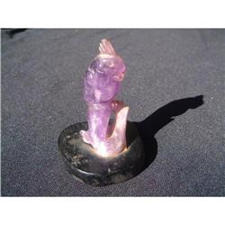 Amethyst carving in shape of a parrot #1290535