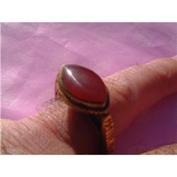 Late medieval Islamic gold ring with carnelian #1224917