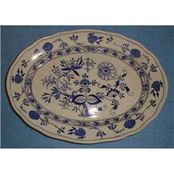  LARGE ANTIQUE MEISSEN BLUE ONION PATTERN FLOW #1240004