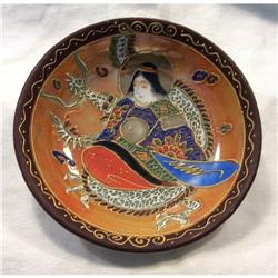 Bowl Moriage Satsuma Luster Gilt Figural Japan #1240524