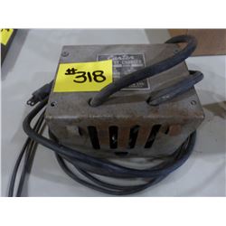 CARTER BATTERY CHARGER