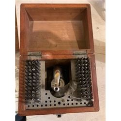 PUNCH SET IN WOOD CASE