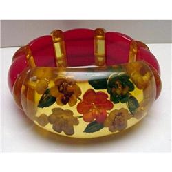 Bakelite Vintage Applejuice Reversed Carved Red#1292355