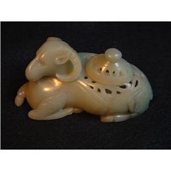 18th-19th. century celadon green jade container#1292428