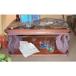 Swan  ornamented  Coffee  table  #1300452