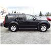 Image 4 : C6E --  2005 NISSAN PATHFINDER LE  , Black , 129,564 MILES