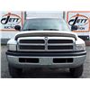 Image 2 : A8 --  2001 DODGE RAM 1500 EXT CAB 4X4 , White , 261898  KM's