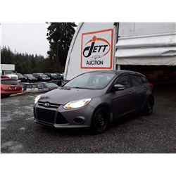 B1 --  2014 FORD FOCUS SE , Grey , 163416  KM's