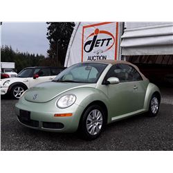 A6 --  2008 VW BEETLE CONVERTIBLE S , Green , 352431  KM's