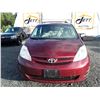 Image 2 : K1 --  2008 TOYOTA SIENNA CE  , Red , 261331  KM's