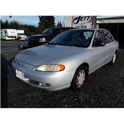 A12K --  1996 HYUNDAI ELANTRA GL , Silver , 136896  KM's "NO RESERVE"