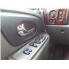 Image 26 : I3 --  2002 GMC ENVOY  , Grey , 272378  KM's