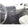 Image 22 : A12F --  2003 CHEVROLET VENTURE , White , 198403  KM's "NO RESERVE"