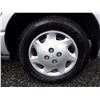 Image 10 : A9 --  2000 SATURN SL1 , Grey , 180,000 APX TMU  KM's
