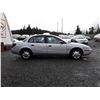 Image 4 : A9 --  2000 SATURN SL1 , Grey , 180,000 APX TMU  KM's