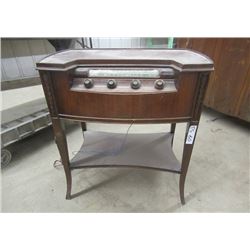 Vintage Electrohome Cabinet Radio - Nice Size 26"H 23"W 15"D