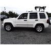 Image 8 : F2 --  2005 JEEP LIBERTY LTD , White , 176325  KM's