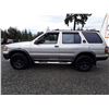 Image 8 : H4 --  1998 NISSAN PATHFINDER LE , GREY, 308,200 KMS